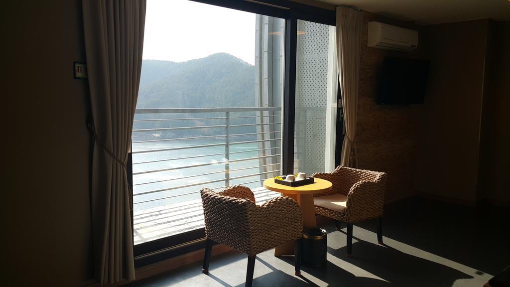 Radiance Tourist Hotel กอเจ ภายนอก รูปภาพ