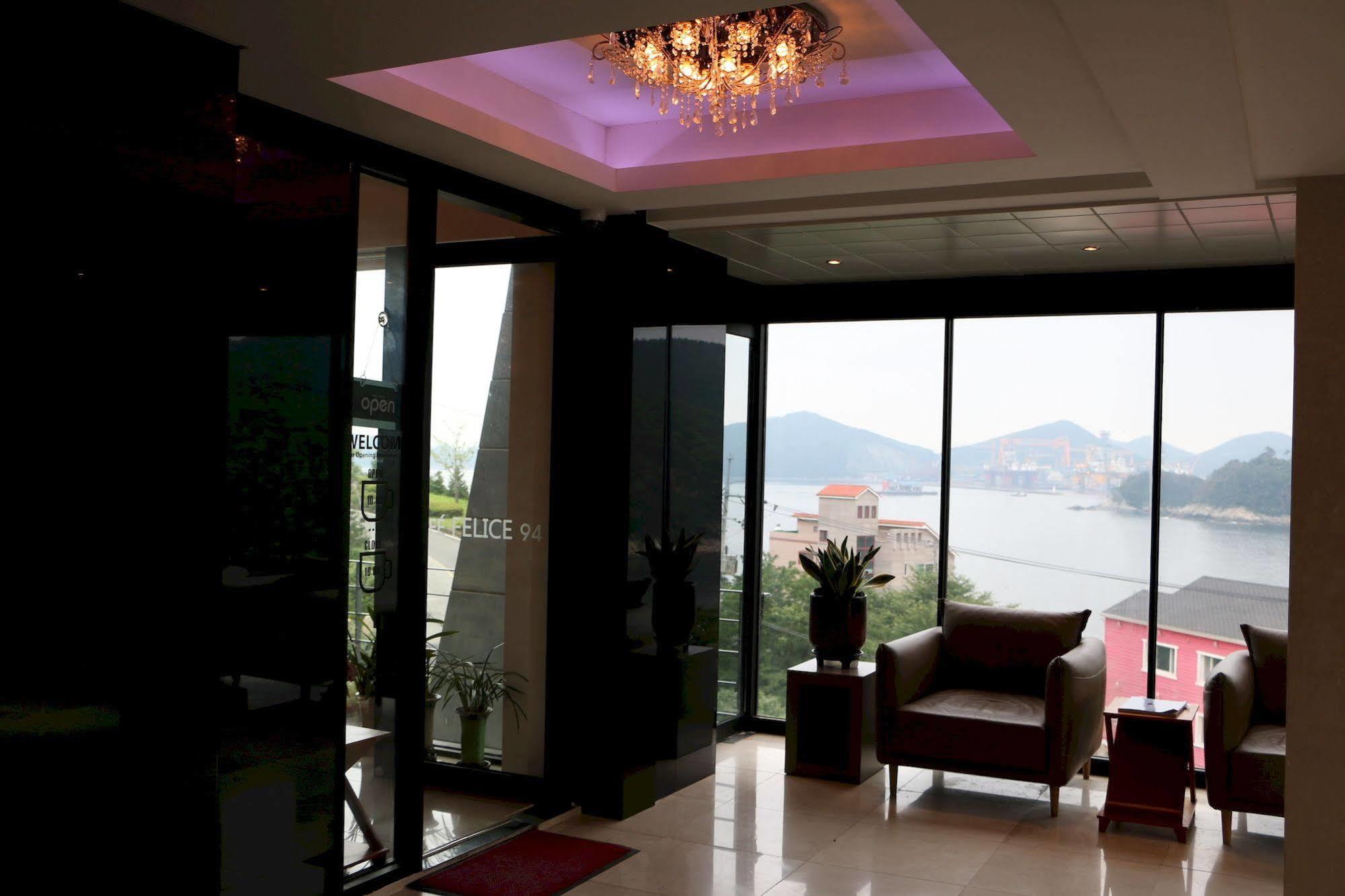 Radiance Tourist Hotel กอเจ ภายนอก รูปภาพ